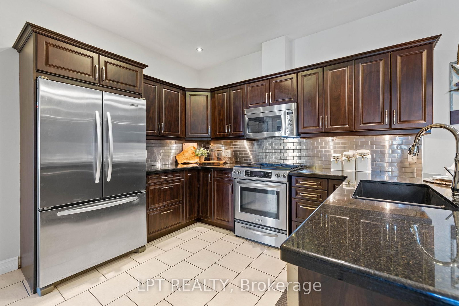 173 Lake Drive E • Georgina, ON photo 22