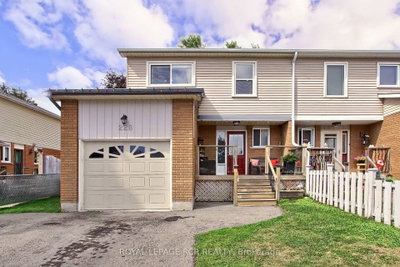 228 Collings Avenue