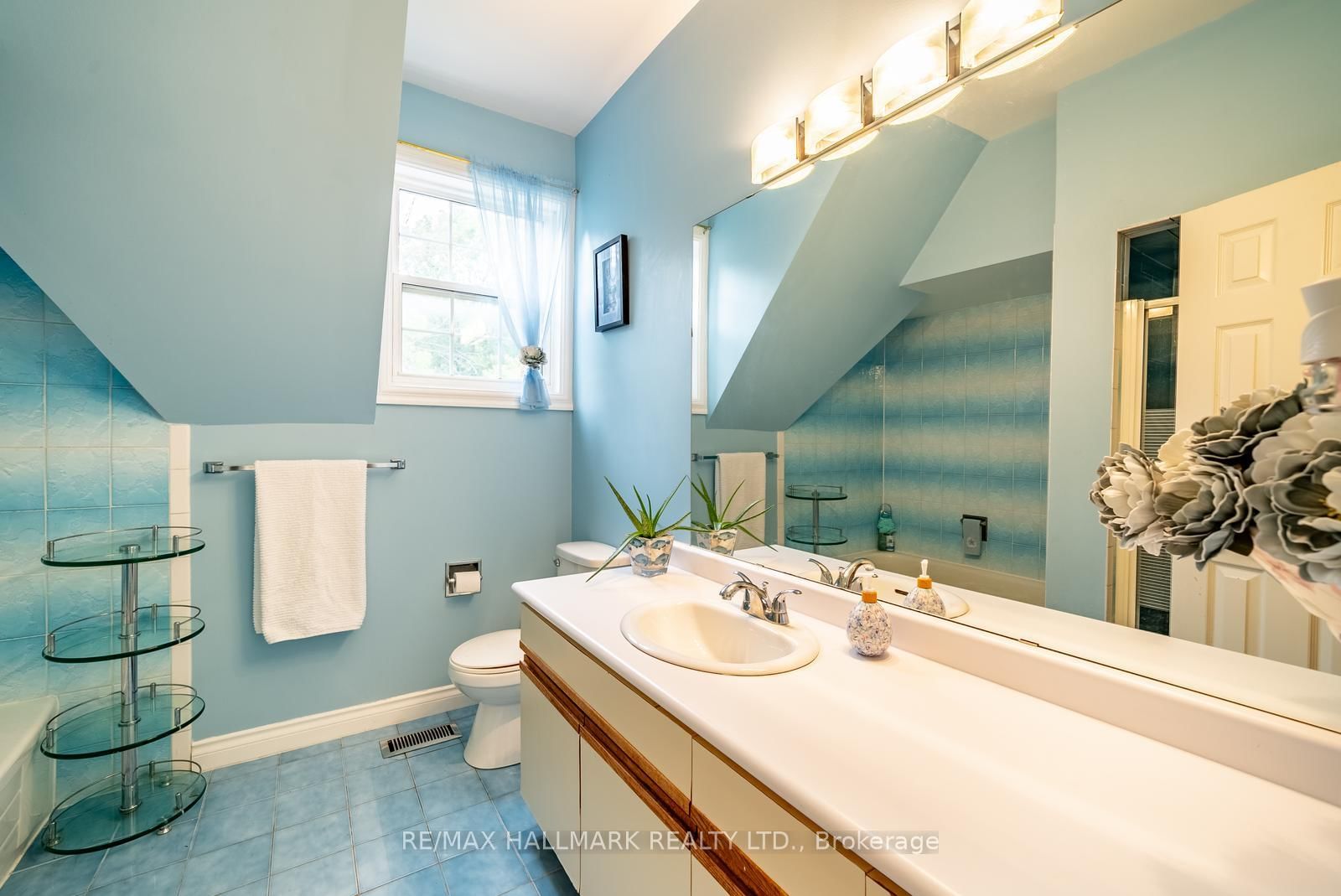 23 Forfardale Road • Whitchurch-Stouffville, ON photo 25