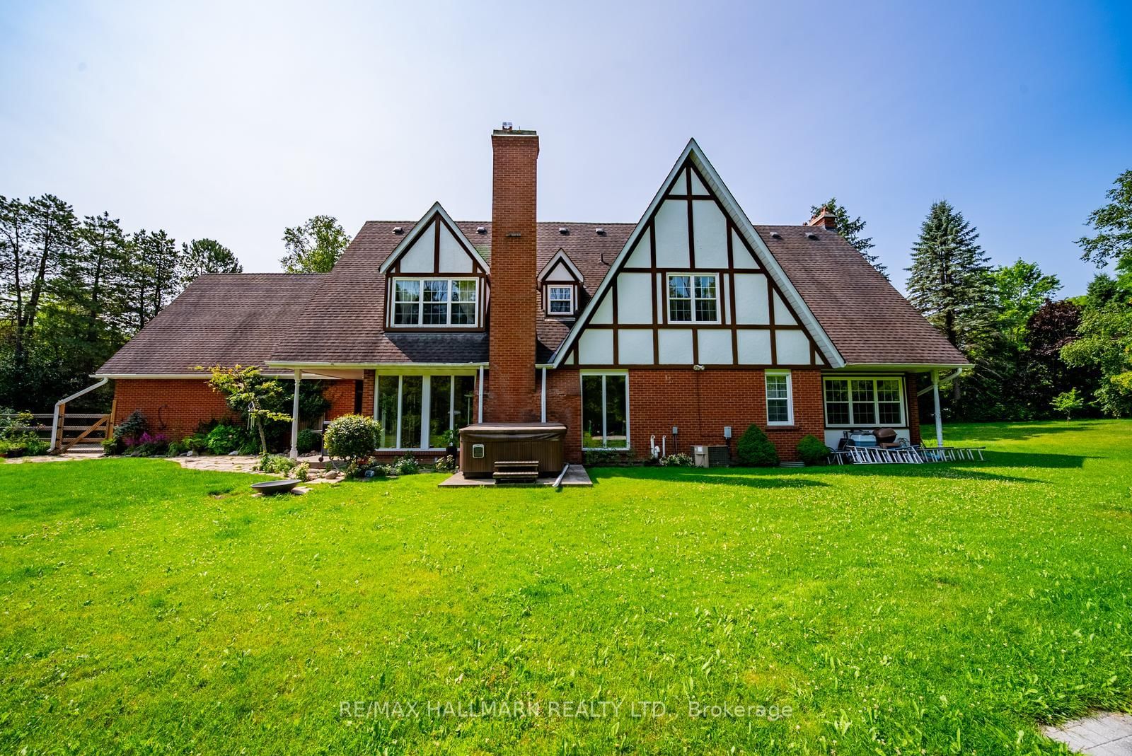 23 Forfardale Road • Whitchurch-Stouffville, ON photo 41