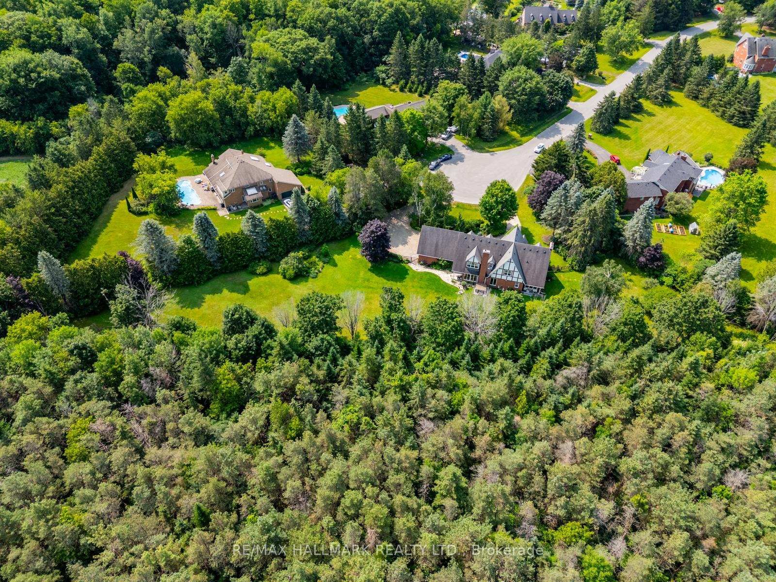 23 Forfardale Road • Whitchurch-Stouffville, ON photo 44