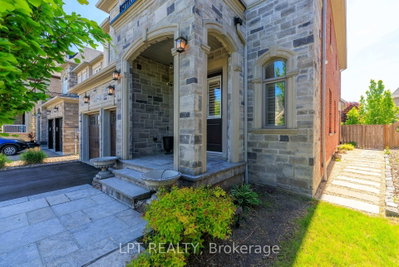 113 Burns Boulevard — photo 3