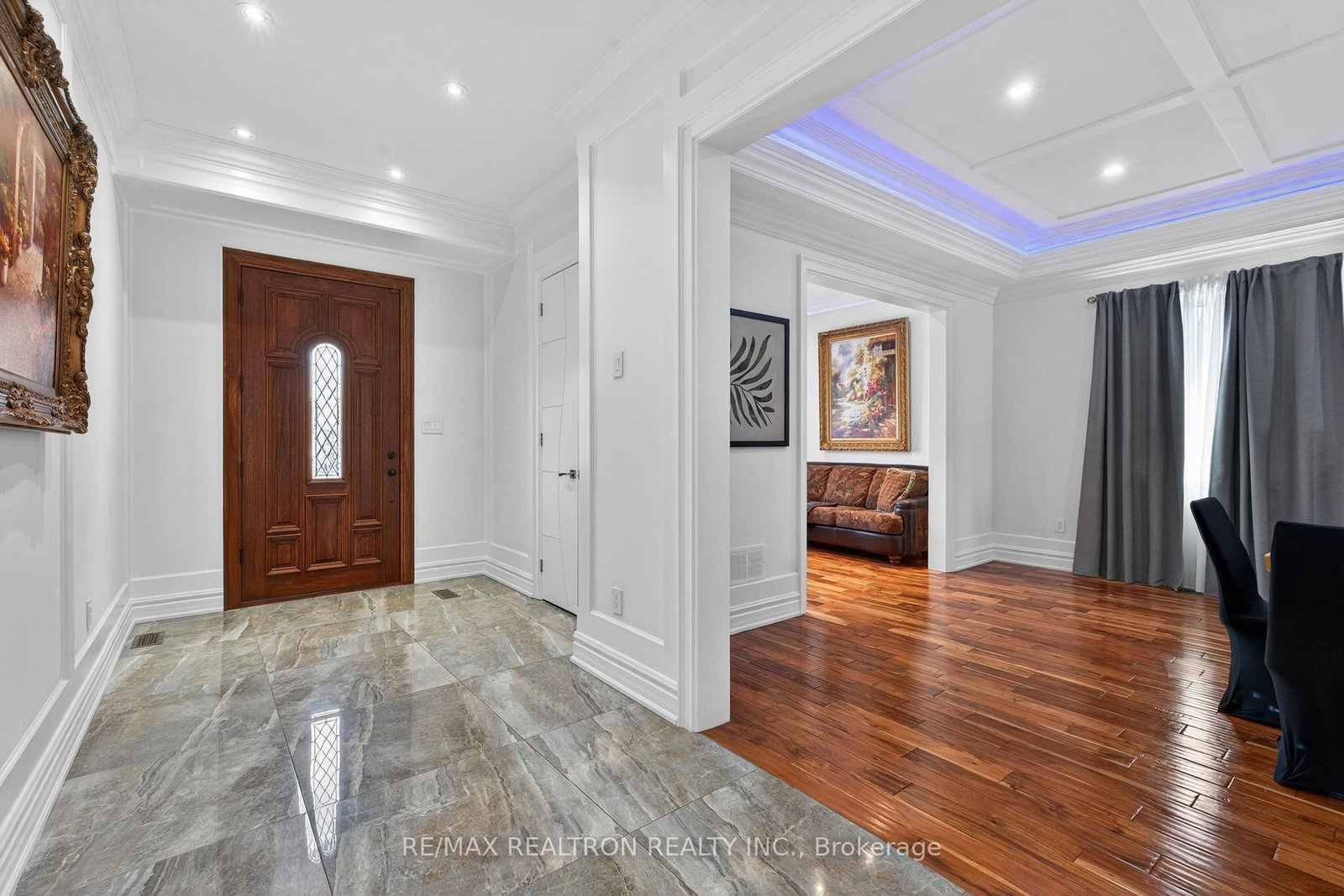 374 Elmwood Avenue • Richmond Hill, ON photo 12