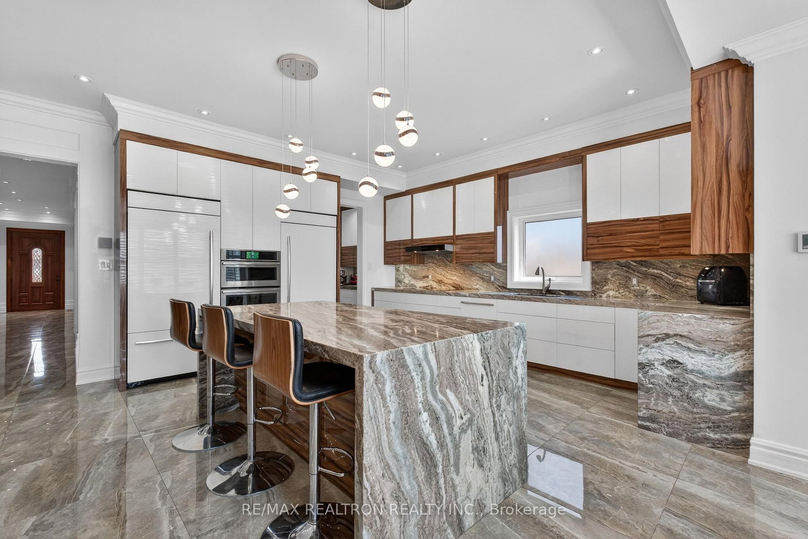374 Elmwood Avenue • Richmond Hill, ON photo 19