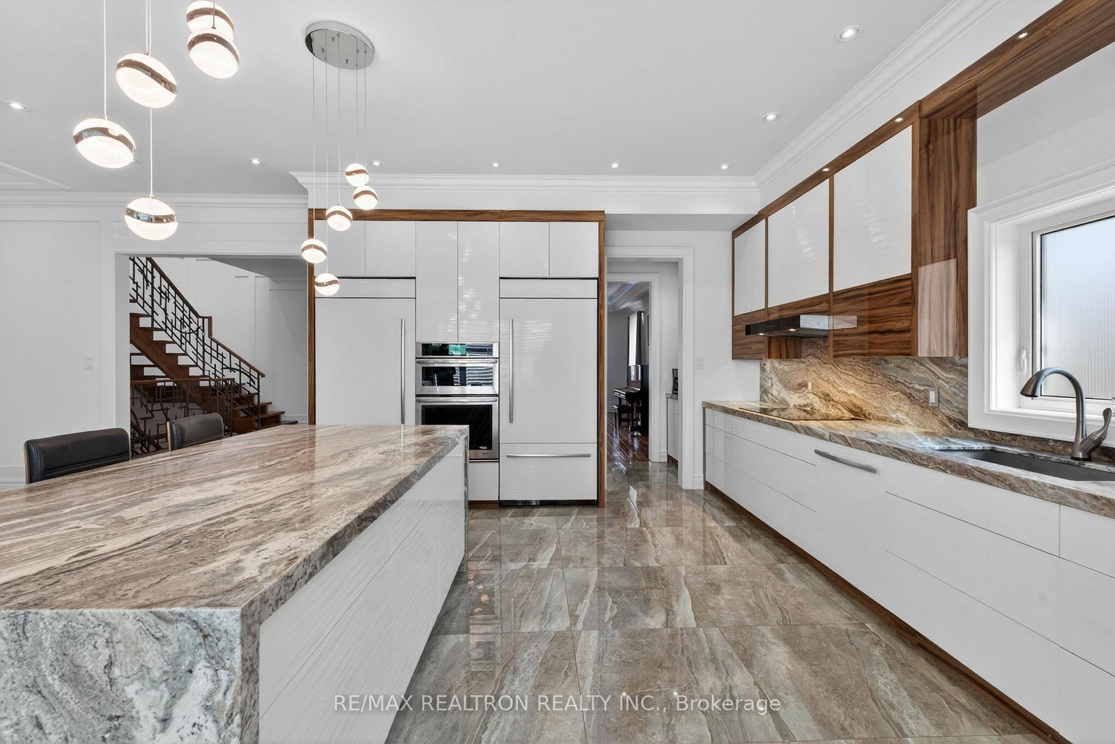 374 Elmwood Avenue • Richmond Hill, ON photo 20