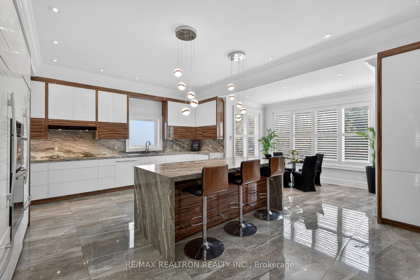 374 Elmwood Avenue • Richmond Hill, ON photo 21