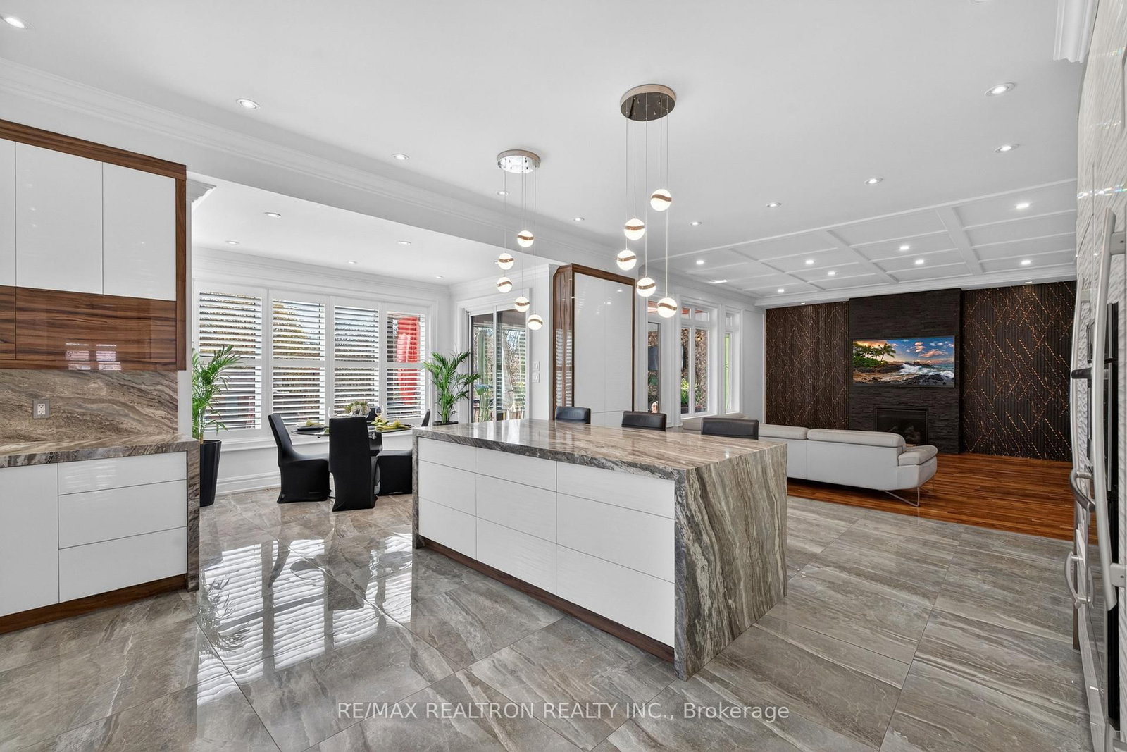 374 Elmwood Avenue • Richmond Hill, ON photo 27