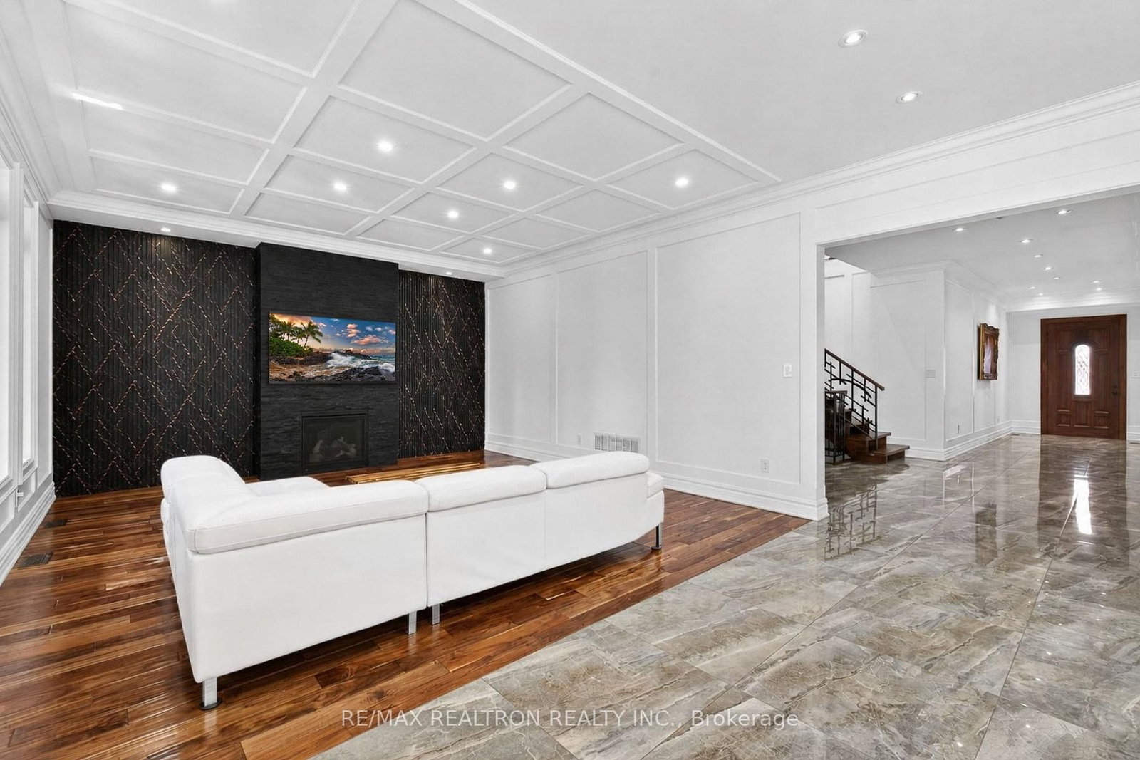 374 Elmwood Avenue • Richmond Hill, ON photo 30