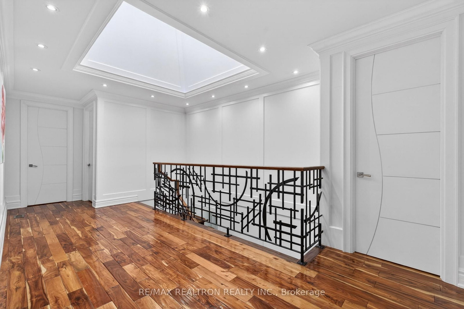374 Elmwood Avenue • Richmond Hill, ON photo 33