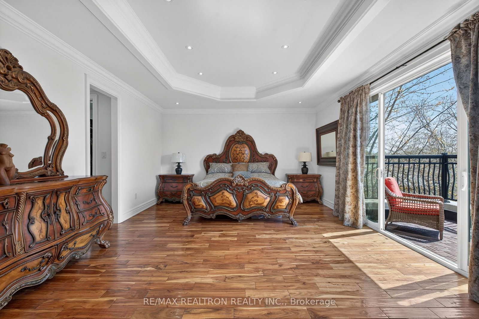 374 Elmwood Avenue • Richmond Hill, ON photo 36