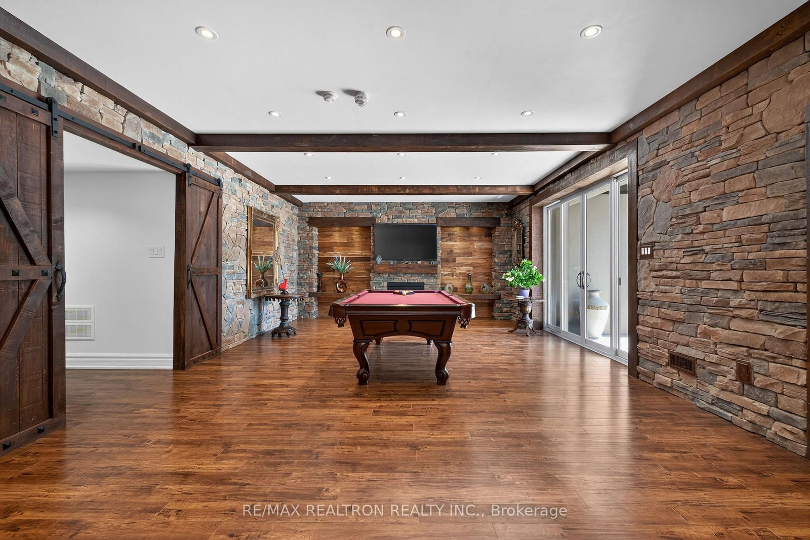 374 Elmwood Avenue • Richmond Hill, ON photo 43