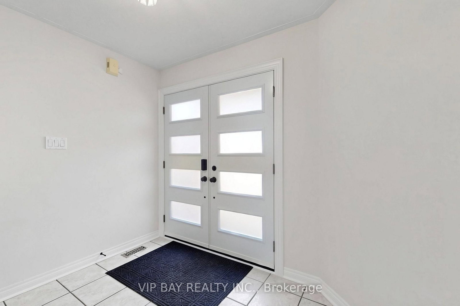 77 Amberview Drive • Georgina, ON photo 18