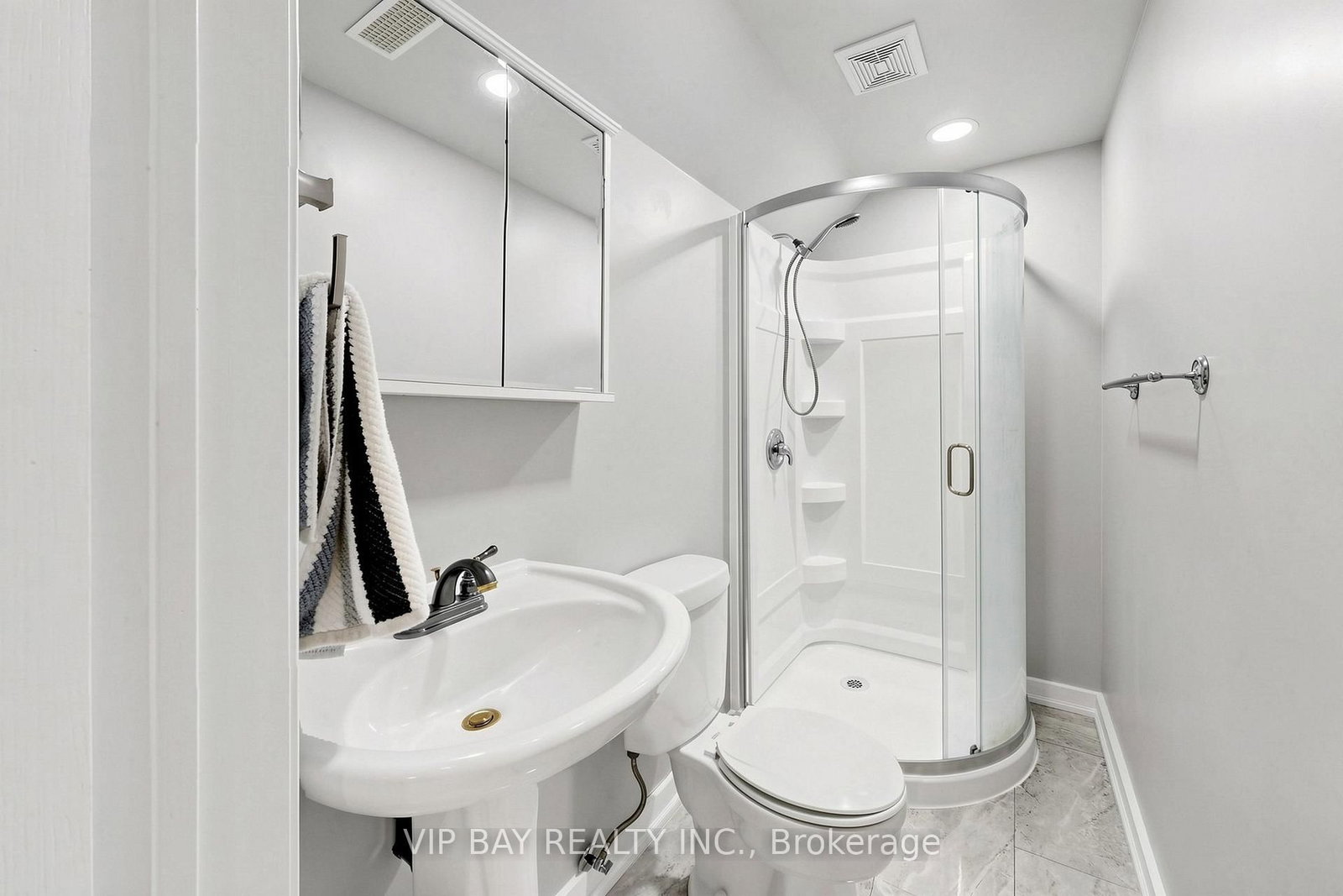 77 Amberview Drive • Georgina, ON photo 39