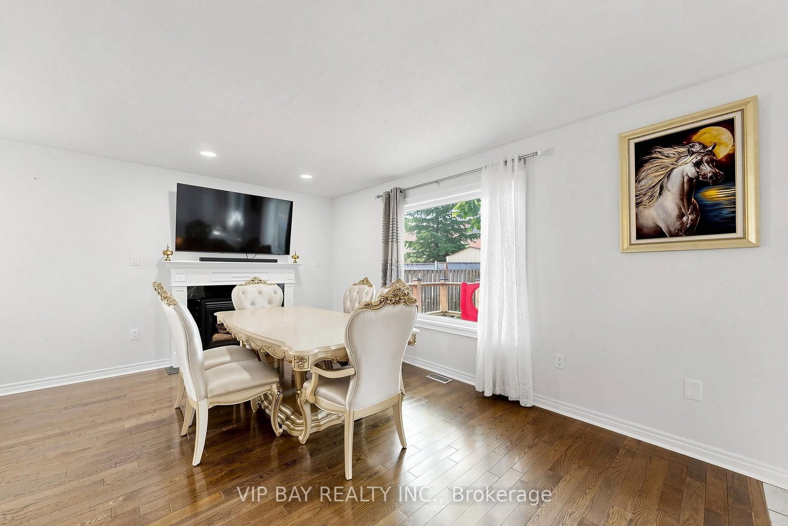 77 Amberview Drive • Georgina, ON photo 6