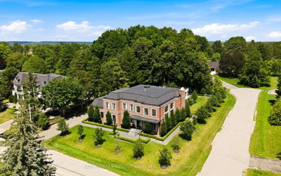 5-bed Detached House · 6 Forestave Cres