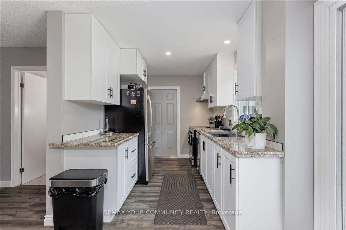 1005 Vance Crescent • Innisfil, ON photo 11