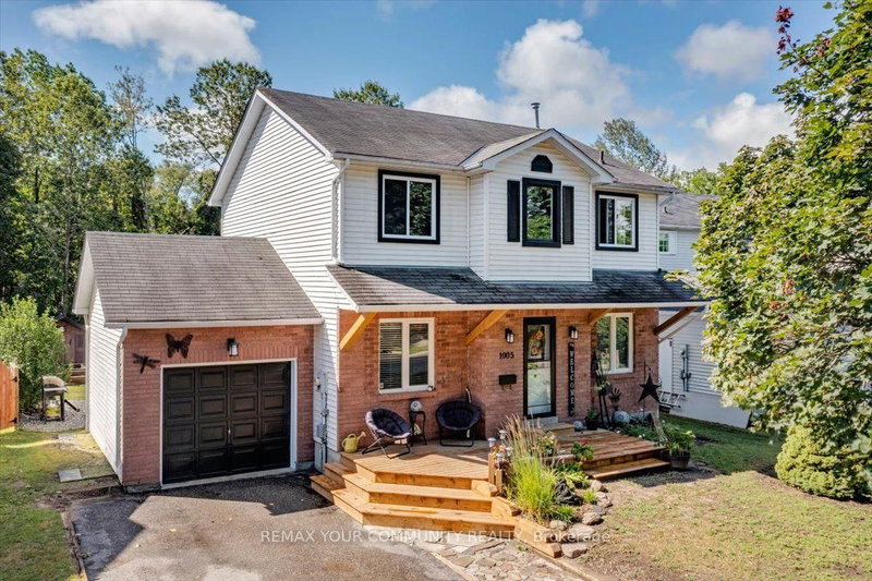 1005 Vance Crescent