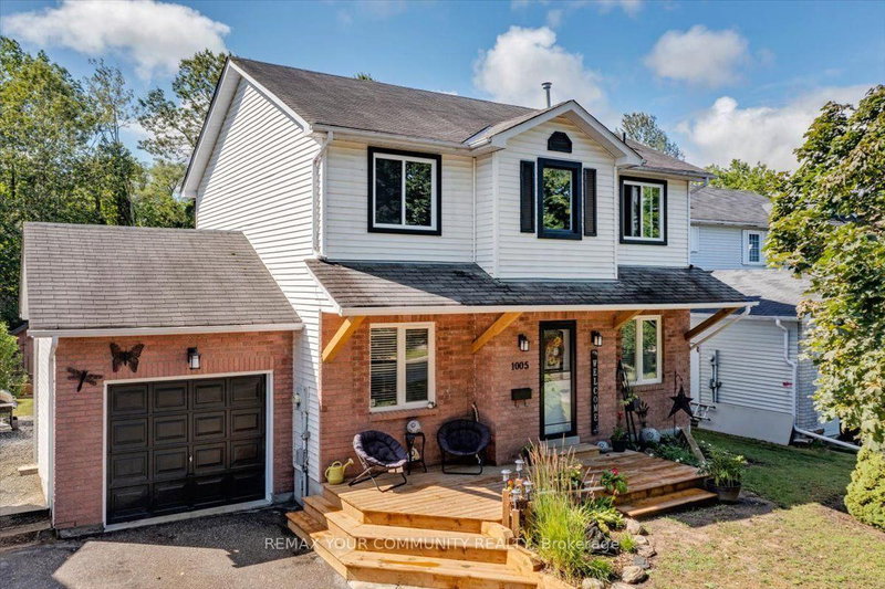 1005 Vance Crescent