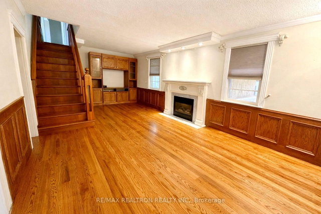 2430 King Road