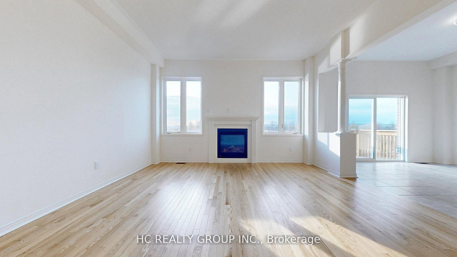 156 Hartney Drive • Richmond Hill, ON photo 2