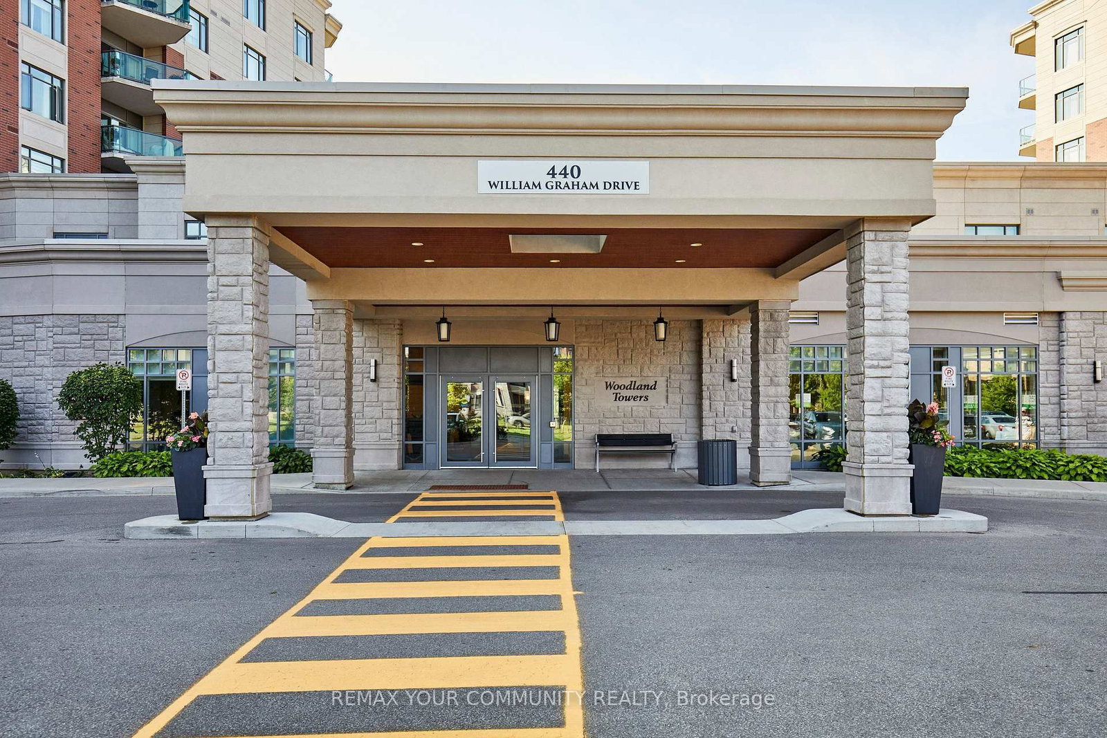 440 William Graham Drive • #511 • Aurora, ON photo 1