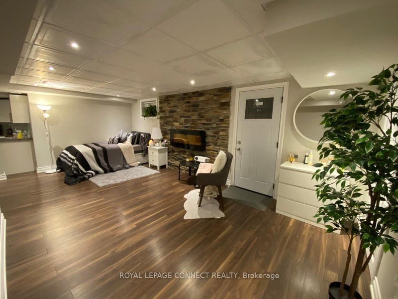 Unit Lower — 43 Tomlin Crescent, Richmond Hill