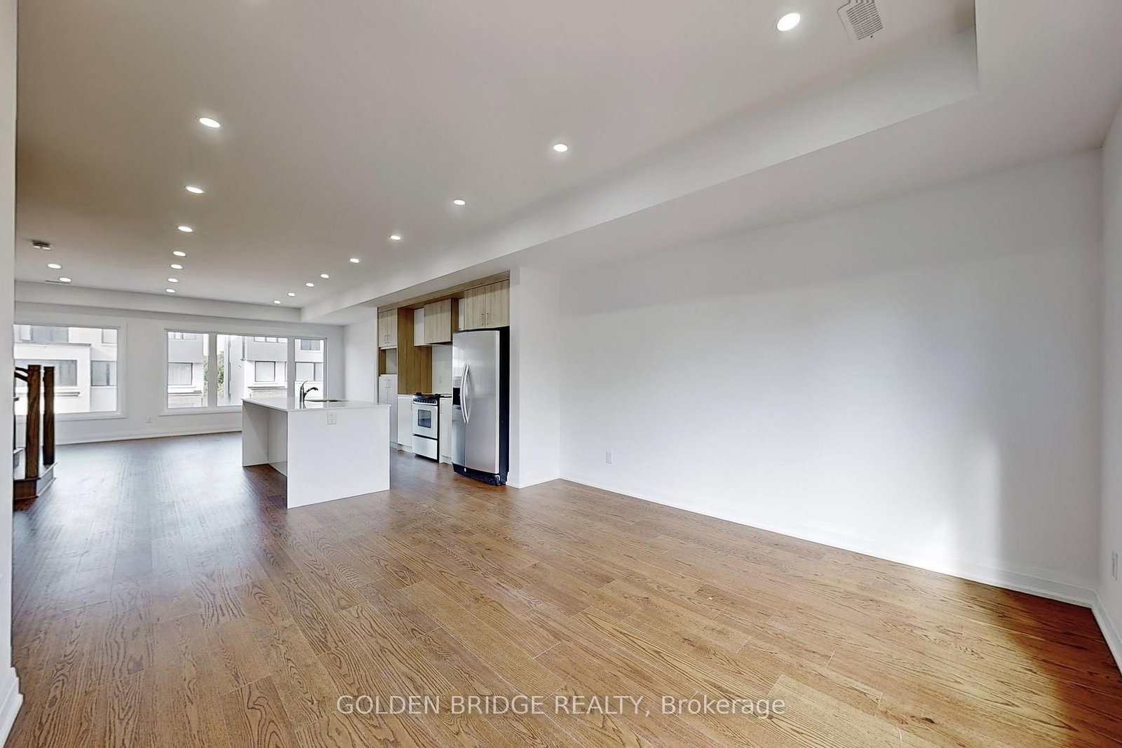 21 Persica Street • Richmond Hill, ON photo 10