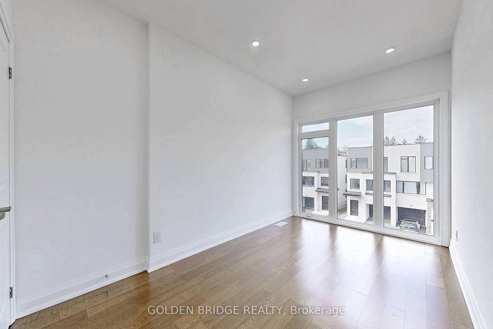 21 Persica Street • Richmond Hill, ON photo 17