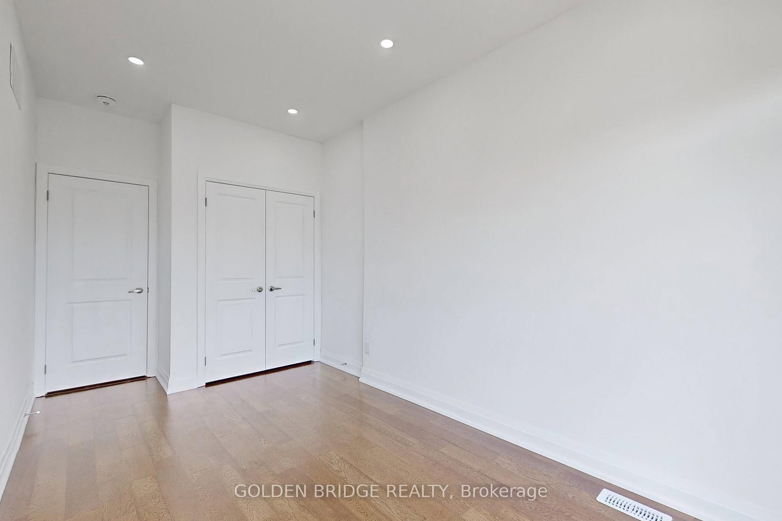 21 Persica Street • Richmond Hill, ON photo 19