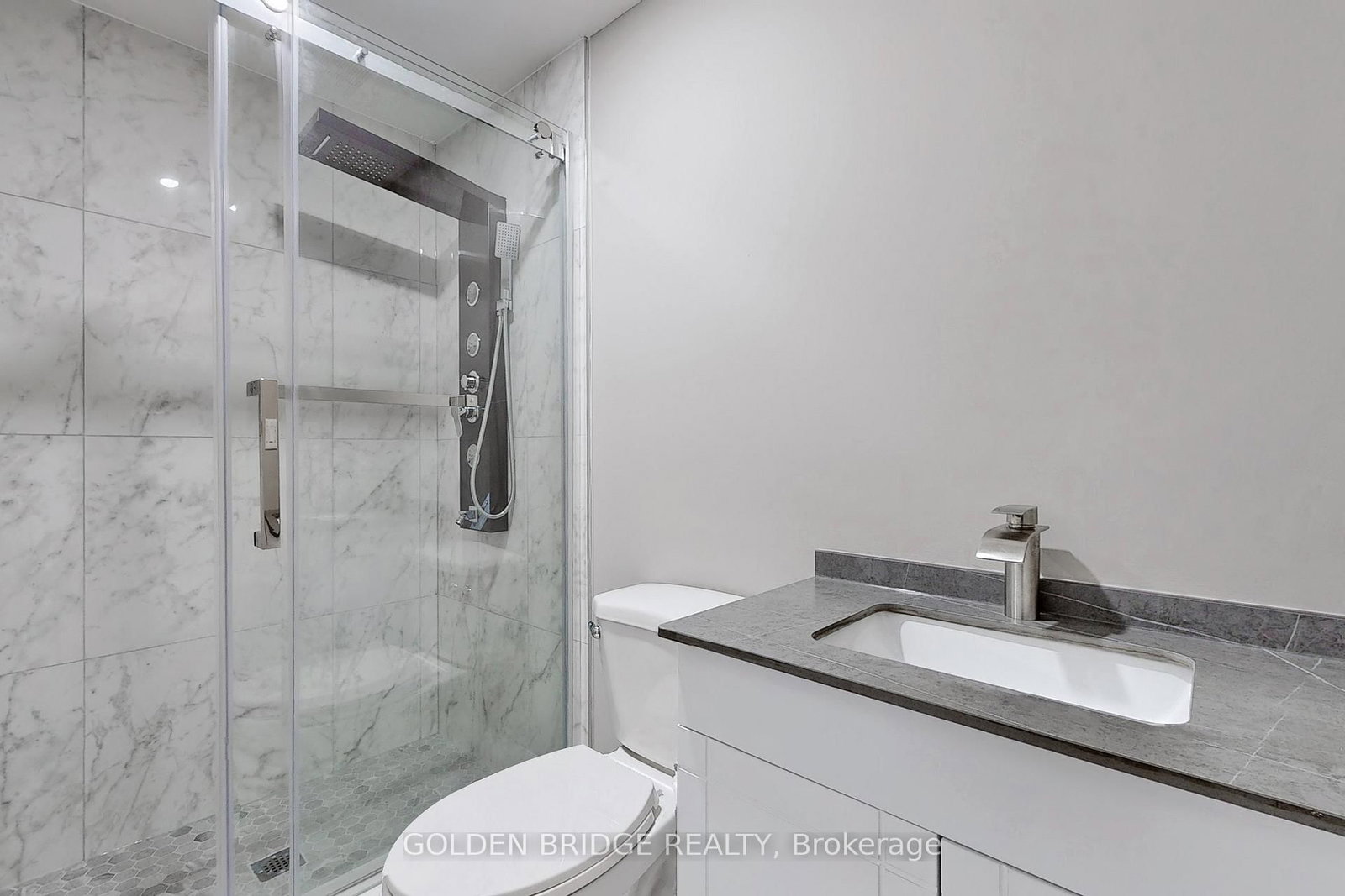 21 Persica Street • Richmond Hill, ON photo 33