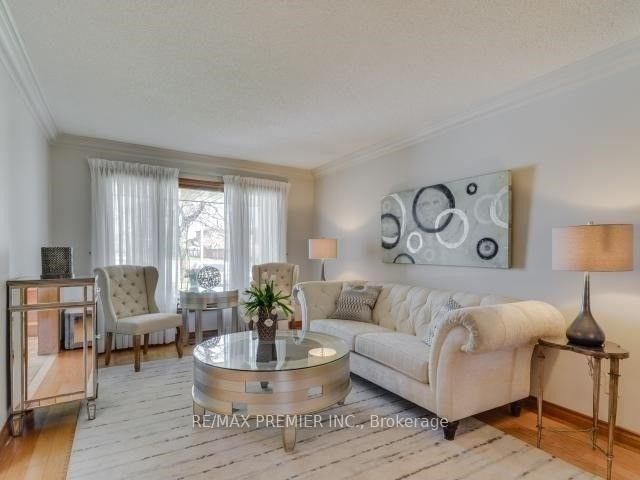 29 Carmen Crescent
