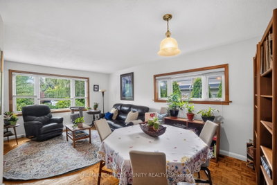 223 Richmond Street — photo 3