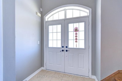 108 Decarolis Crescent — photo 6