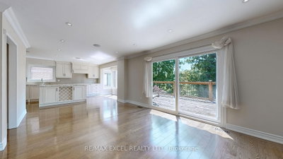 10 Alexis Road — photo 5