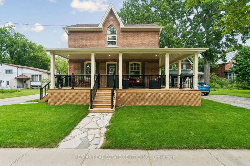 83 Centre Street N, New Tecumseth