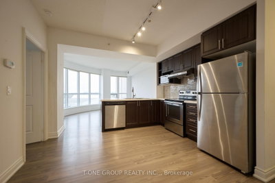 Unit 611 — 99 South Town Centre Boulevard — photo 5
