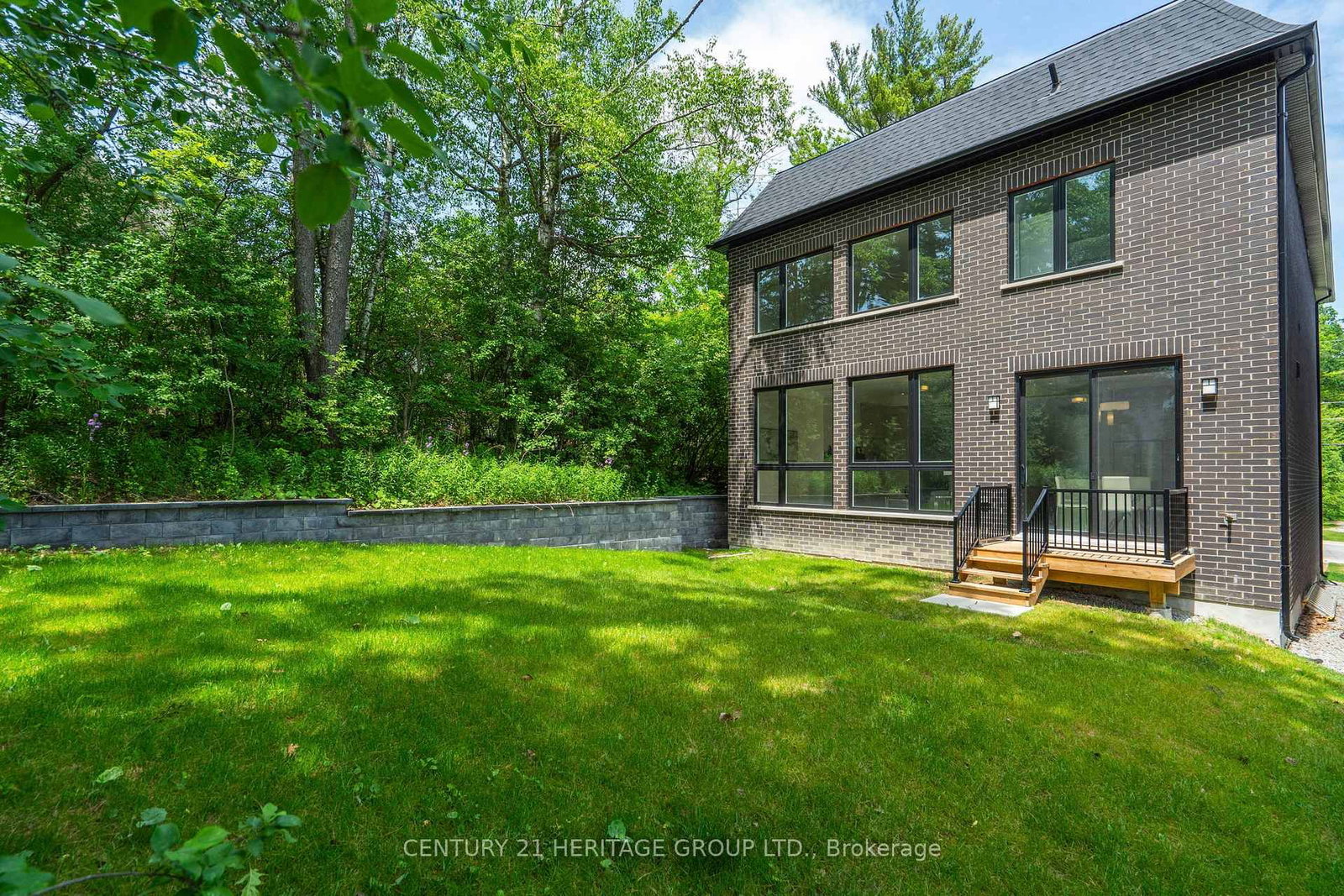Listing Image 23