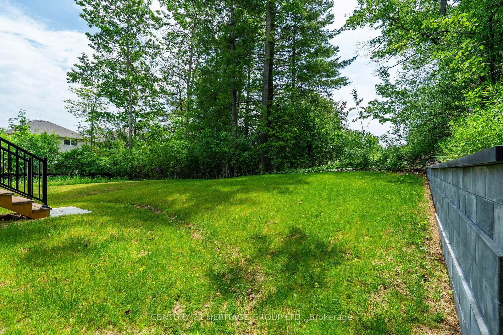 Listing Image 24