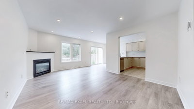 25 Autumnglen Road — more photos