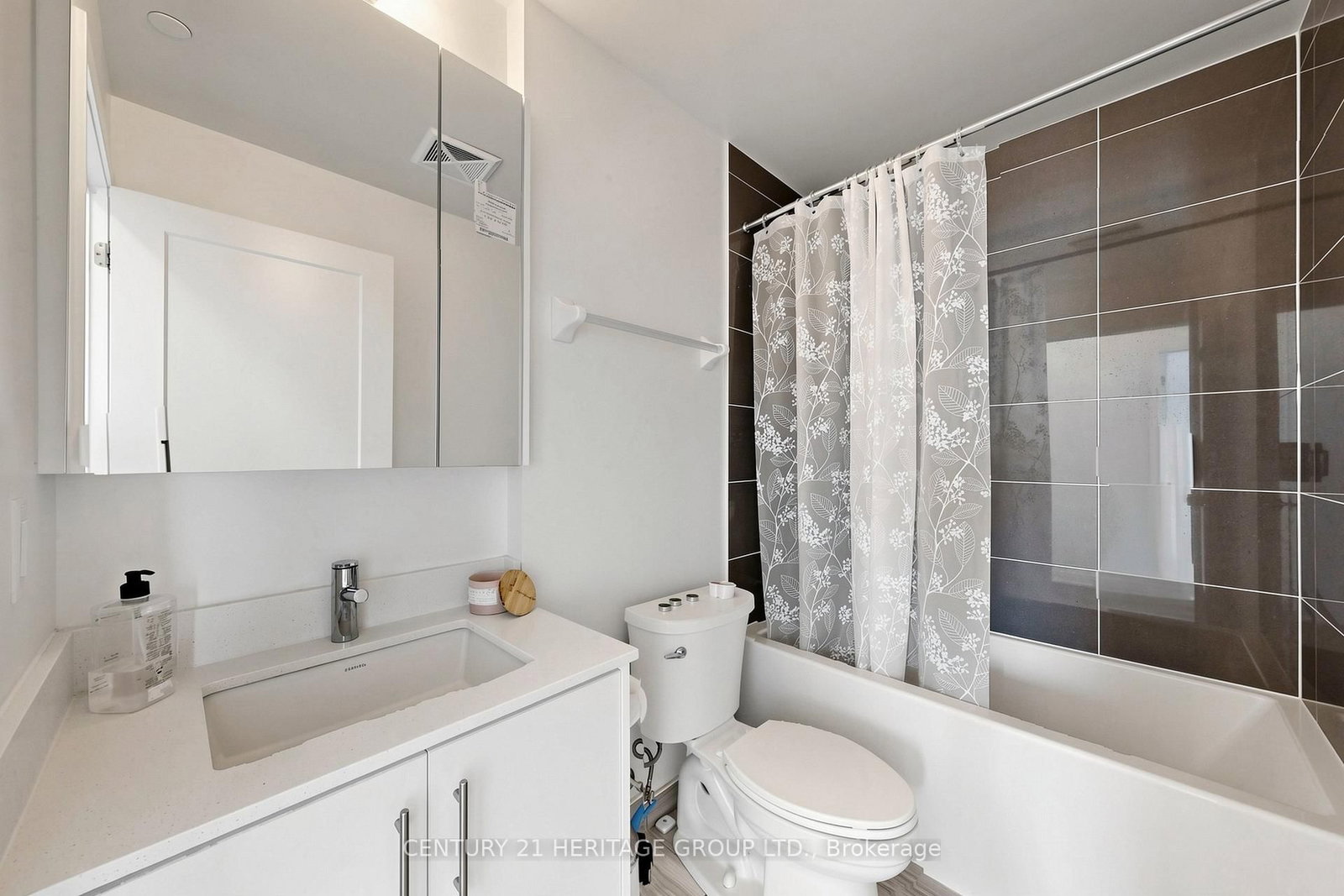 105 Oneida Crescent • #2308 • Richmond Hill, ON photo 27