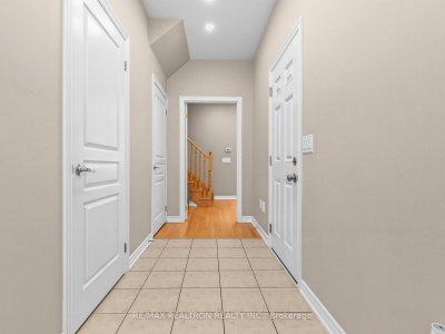 135 Windrow Street — photo 5