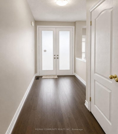 1423 Lormel Gate Avenue — photo 4