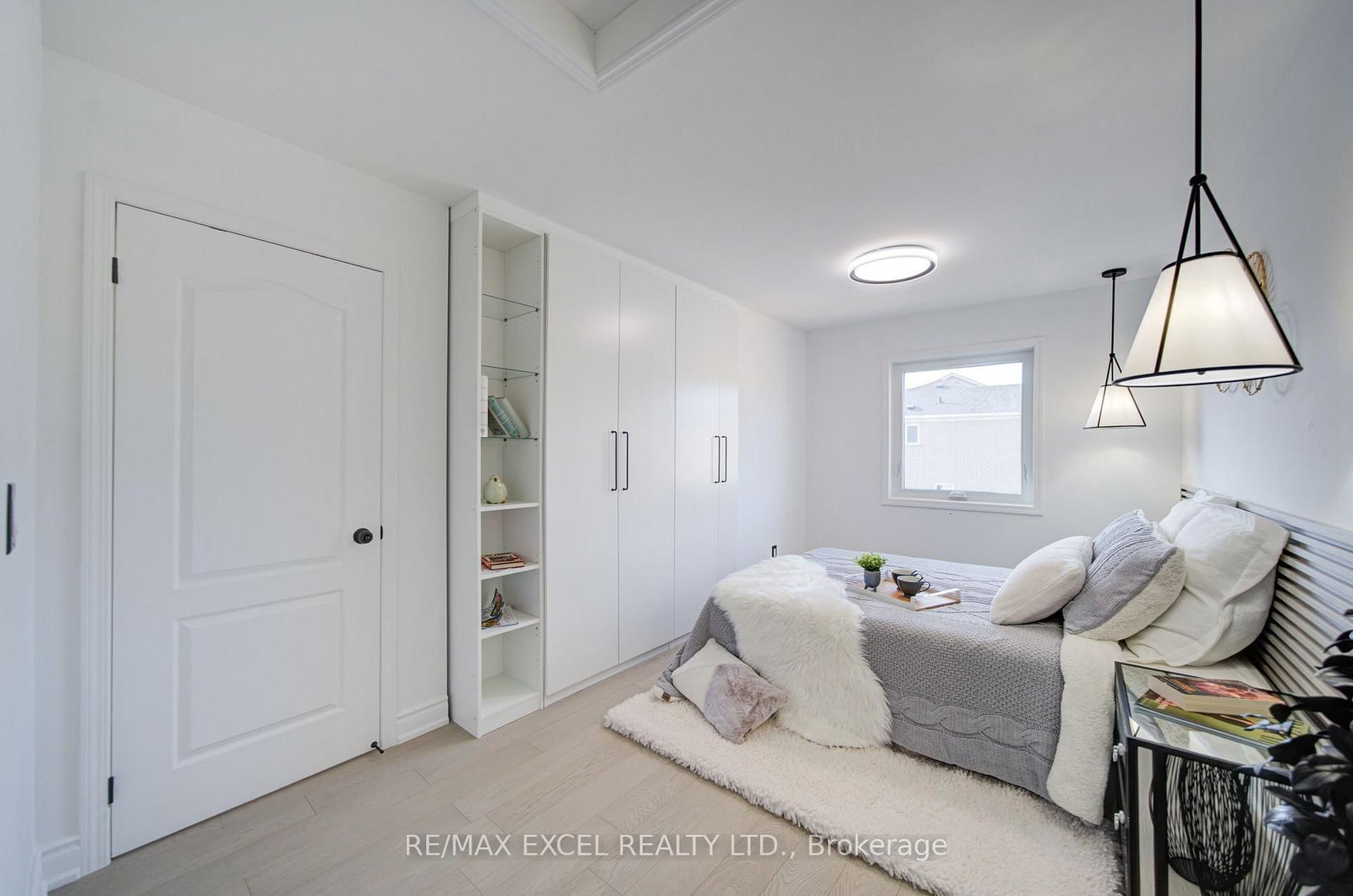 454 Bur Oak Avenue • Markham, ON photo 39