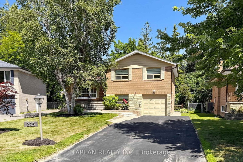 235 Rosemar Gardens