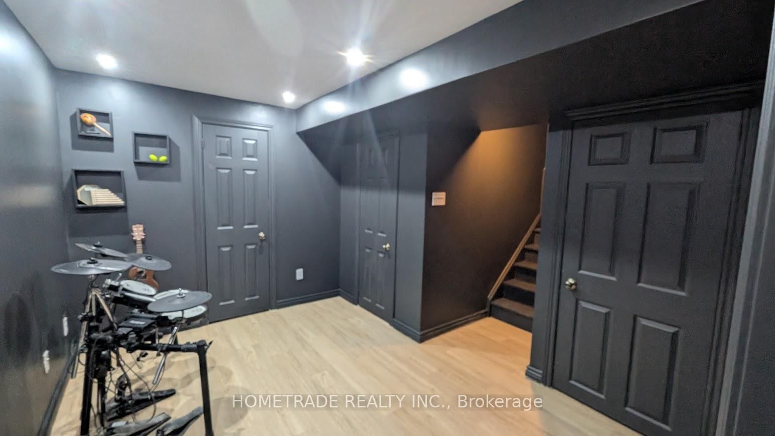 231 Denise Circle • Newmarket, ON photo 17