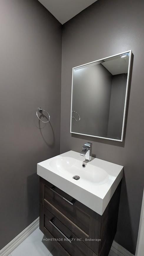 231 Denise Circle • Newmarket, ON photo 18