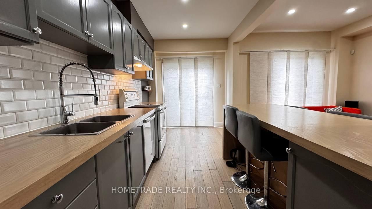 231 Denise Circle • Newmarket, ON photo 23