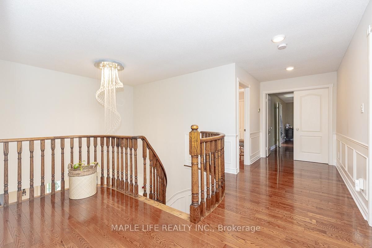 1 Elderwood Drive • Richmond Hill, ON photo 21