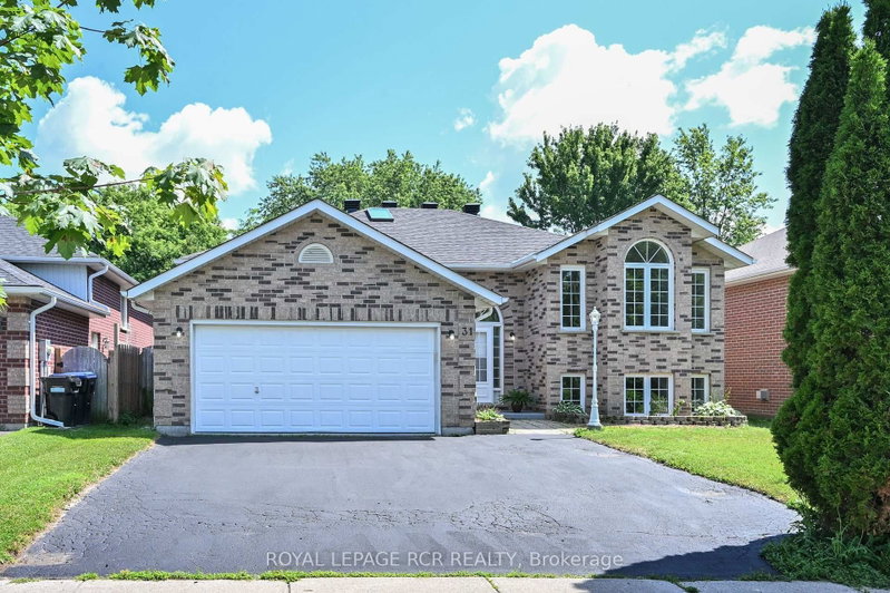 31 English Drive