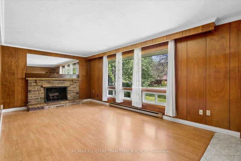 18 Garrett Drive